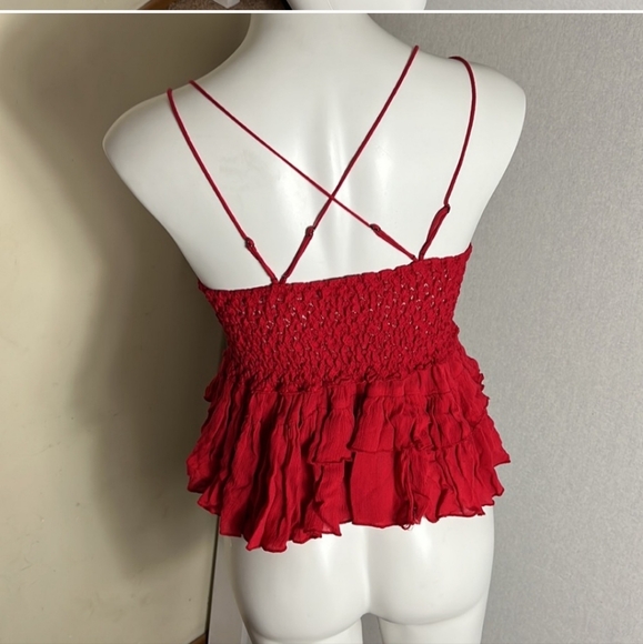 FREE PEOPLE ADELLA CAMI TOP WOMEN  SIZE  M RED  LACE TOP NWT - Picture 3 of 6